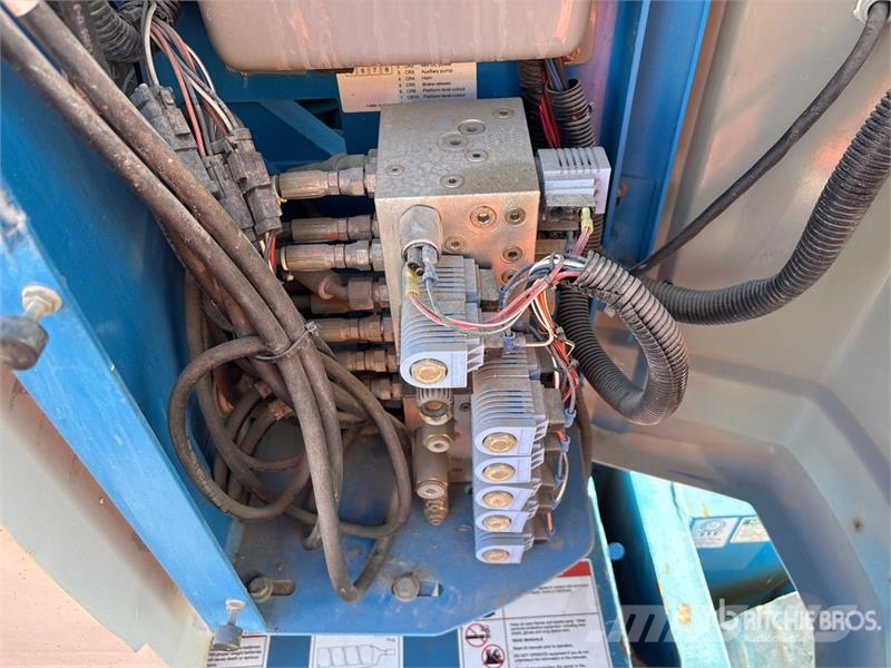 Genie Z-30/20N Zglobne dvižne ploščadi