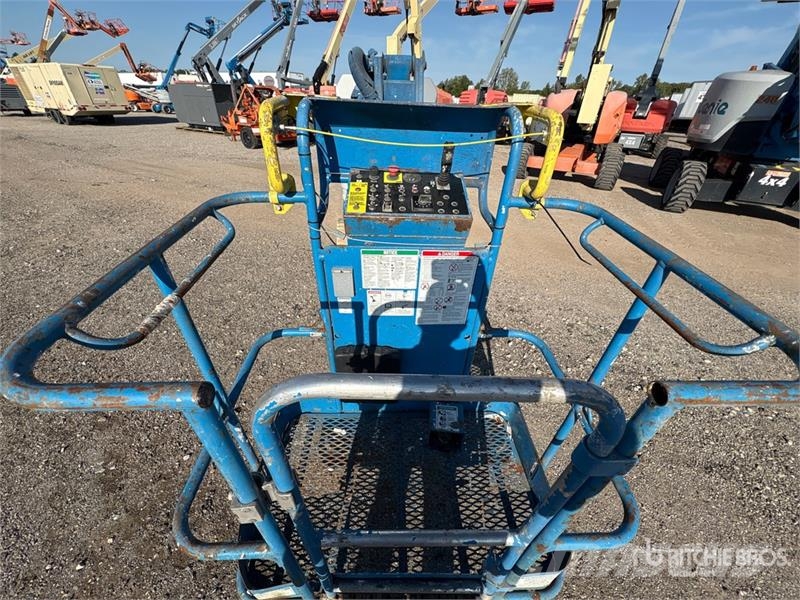 Genie Z-30/20N Zglobne dvižne ploščadi