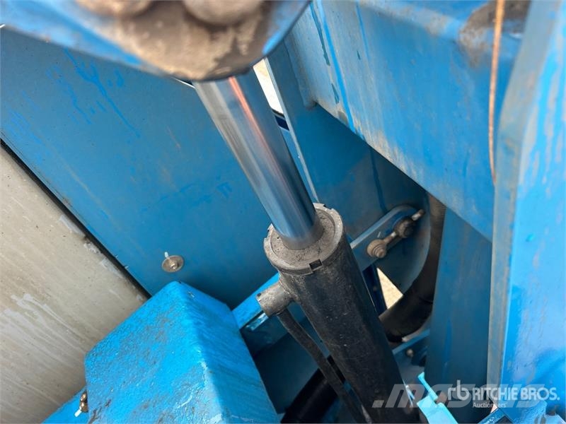Genie Z-30/20N Articulated boom lifts