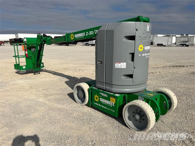Genie Z-30/20N RJ 2WD Electric Articulating Boom Lift Karos emelők