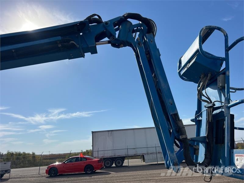 Genie Z-30/20N RJ 2WD Electric Articulating Boom Lift Articulated boom lifts