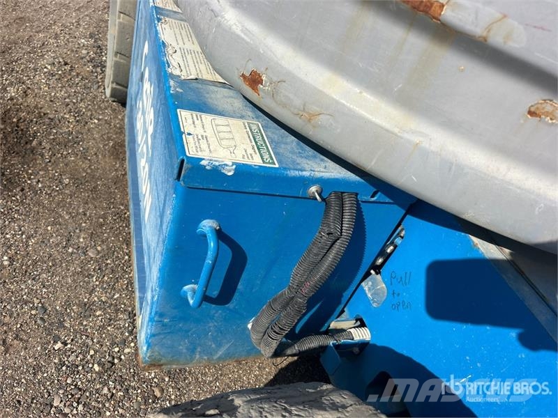 Genie Z-30/20N RJ 2WD Electric Articulating Boom Lift Articulated boom lifts
