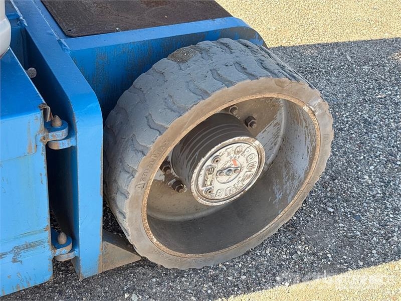 Genie Z-30/20N RJ 2WD Electric Articulating Boom Lift Gelenkteleskoparbeitsbühnen
