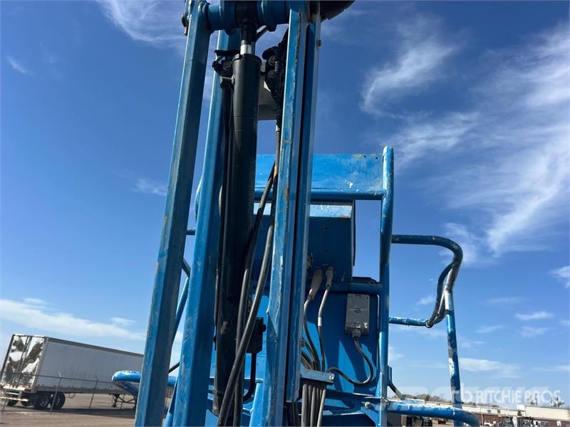 Genie Z-30/20N RJ 2WD Electric Articulating Boom Lift Articulated boom lifts