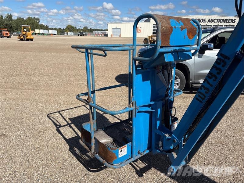 Genie Z-30/20N RJ 2WD Electric Articulating Boom Lift Gelenkteleskoparbeitsbühnen