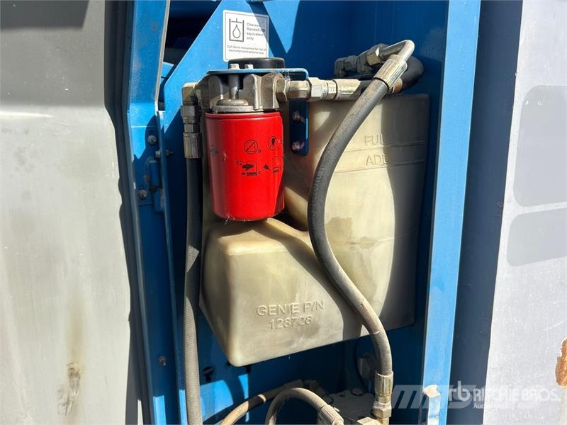 Genie Z-30/20N RJ 2WD Electric Articulating Boom Lift Articulated boom lifts