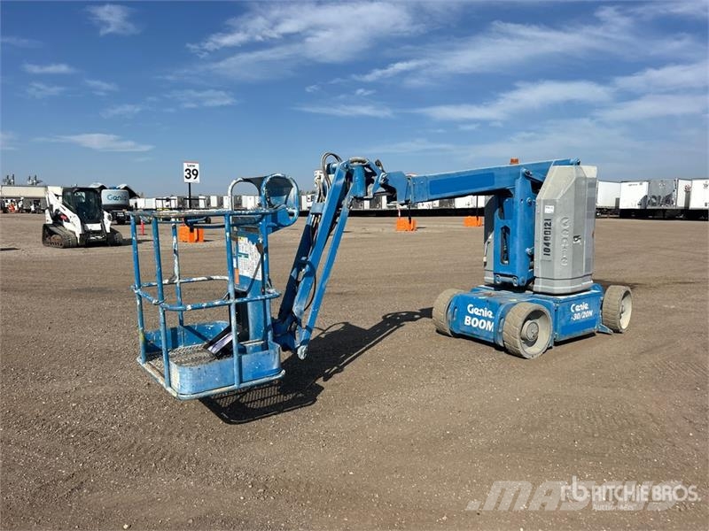 Genie Z-30/20N RJ 2WD Electric Articulating Boom Lift Articulated boom lifts