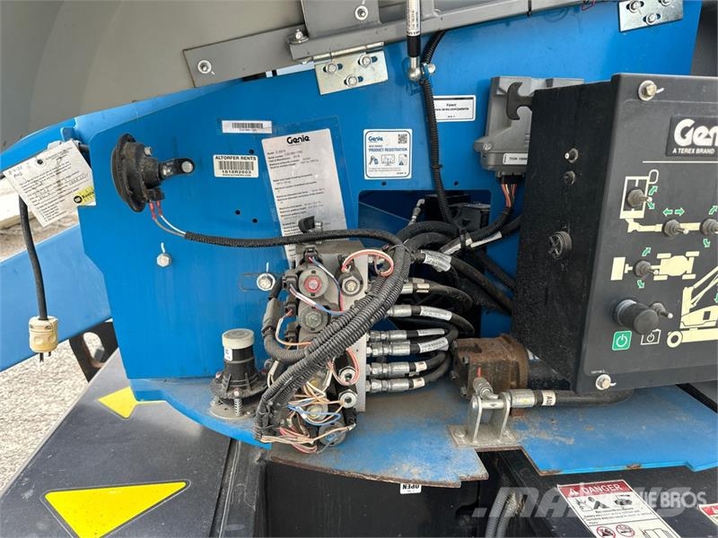 Genie Z-33/18 2WD Electric Articulating Boom Lift Bomlifte med knækarm