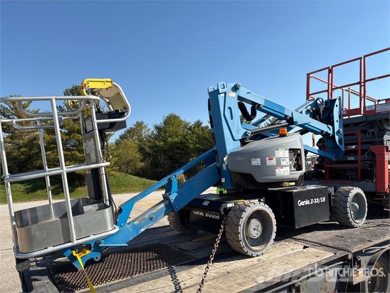 Genie Z-33/18 2WD Electric Articulating Boom Lift ブームリフト 屈伸型