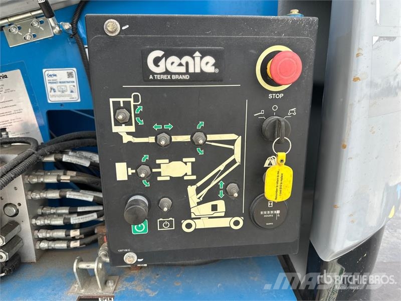 Genie Z-33/18 2WD Electric Articulating Boom Lift Bomlifte med knækarm