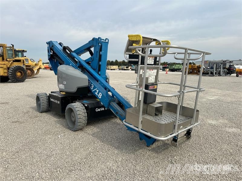 Genie Z-33/18 2WD Electric Articulating Boom Lift Bomlifte med knækarm