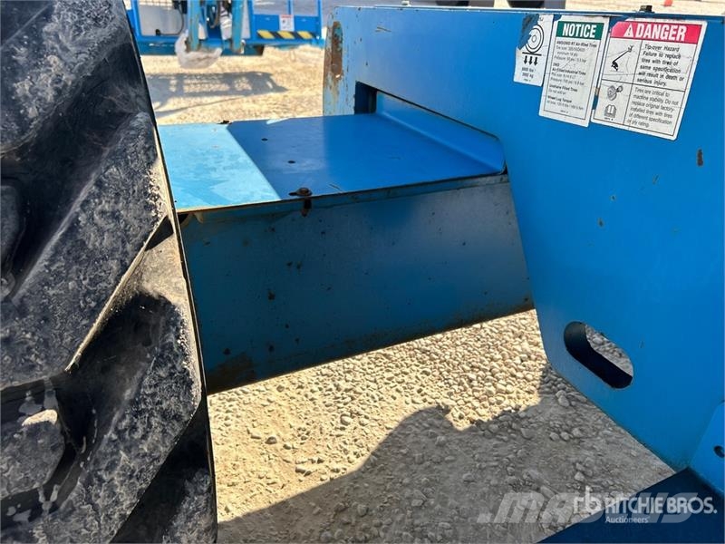Genie Z-45/25 4WD Dual Fuel Articulating Boom Lift 관절형 전동이동 리프트
