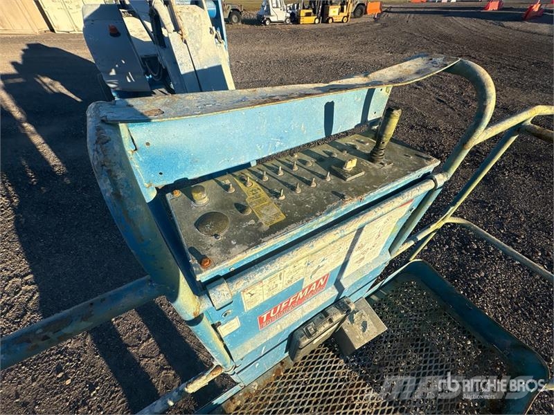 Genie Z-45/25J 2WD Electric Articulating Boom Lift Articulated boom lifts