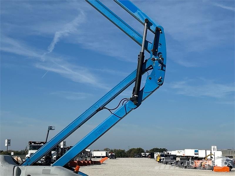 Genie Z-45/25J 2WD Electric Articulating Boom Lift Articulated boom lifts