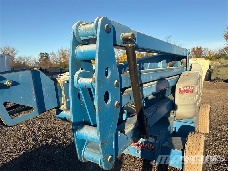 Genie Z-45/25J 2WD Electric Articulating Boom Lift Articulated boom lifts