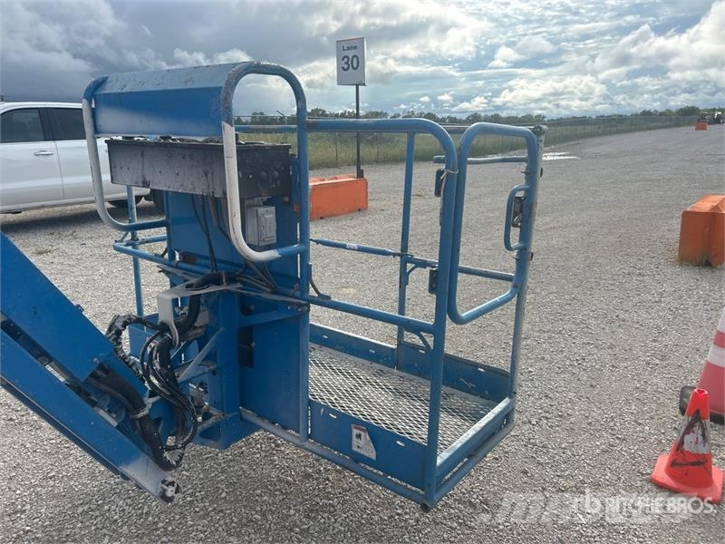 Genie Z-45/25J 2WD Electric Articulating Boom Lift Plataformas elevatórias articuladas