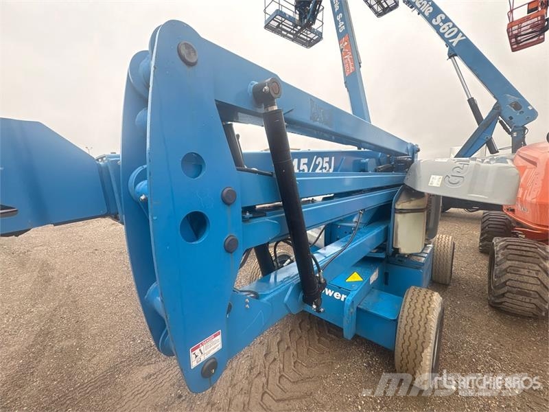 Genie Z-45/25J 2WD Electric Articulating Boom Lift ブームリフト　屈伸型
