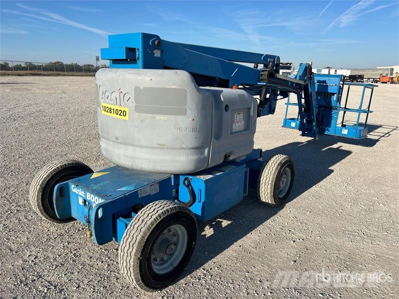 Genie Z-45/25J 2WD Electric Articulating Boom Lift Articulated boom lifts