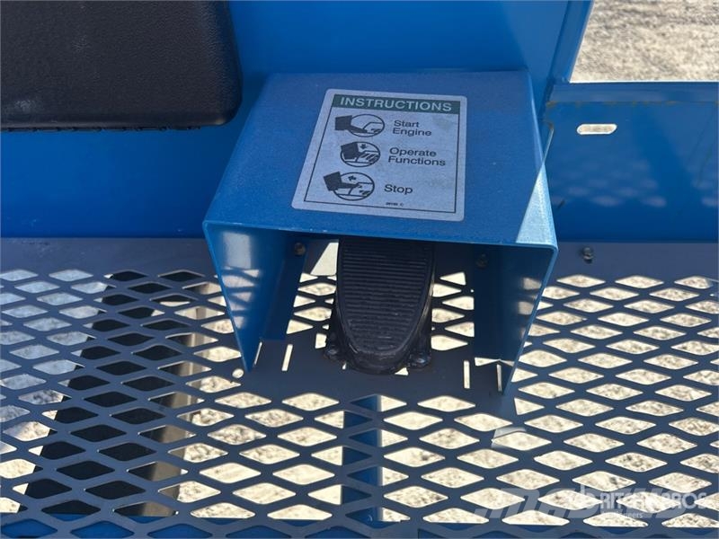 Genie Z-45/25J 4WD Diesel Articulating Boom Lift Articulated boom lifts