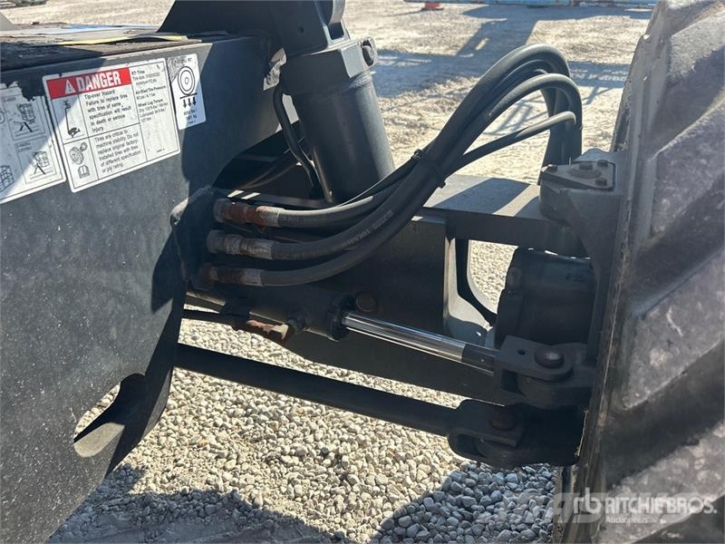 Genie Z-45/25J 4WD Diesel Articulating Boom Lift Articulated boom lifts
