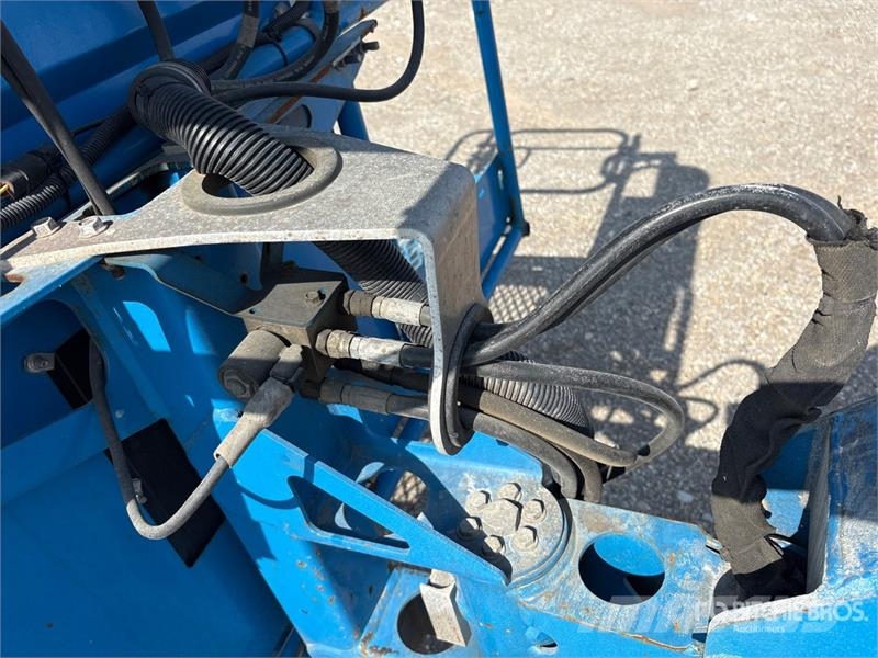 Genie Z-45/25J 4WD Electric Articulating Boom Lift 曲臂高空工作平台