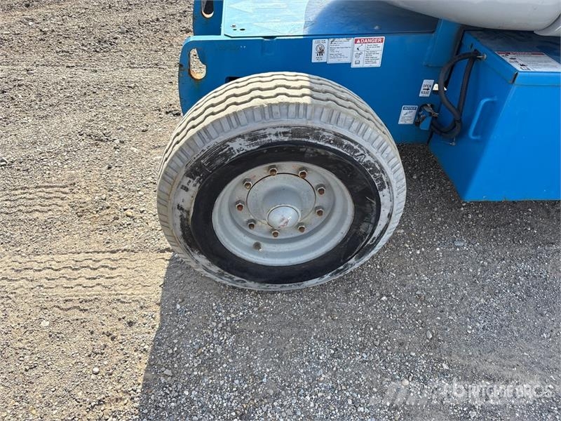 Genie Z-45/25J 4WD Electric Articulating Boom Lift 曲臂高空工作平台