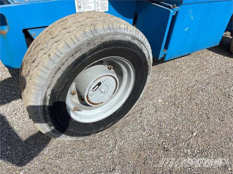 Genie Z-45/25J 4WD Electric Articulating Boom Lift 曲臂高空工作平台