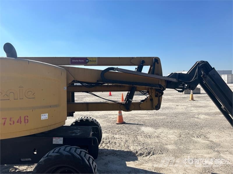 Genie Z-45 IC 4WD Diesel Articulating Boom Lift Kuukulkijat