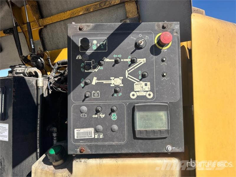 Genie Z-45 IC 4WD Diesel Articulating Boom Lift Kuukulkijat