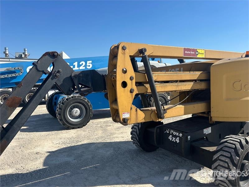 Genie Z-45 IC 4WD Diesel Articulating Boom Lift Kuukulkijat