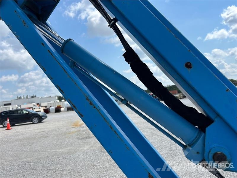 Genie Z-60/34 4WD Diesel Articulating Boom Lift Колінчаті підйомники