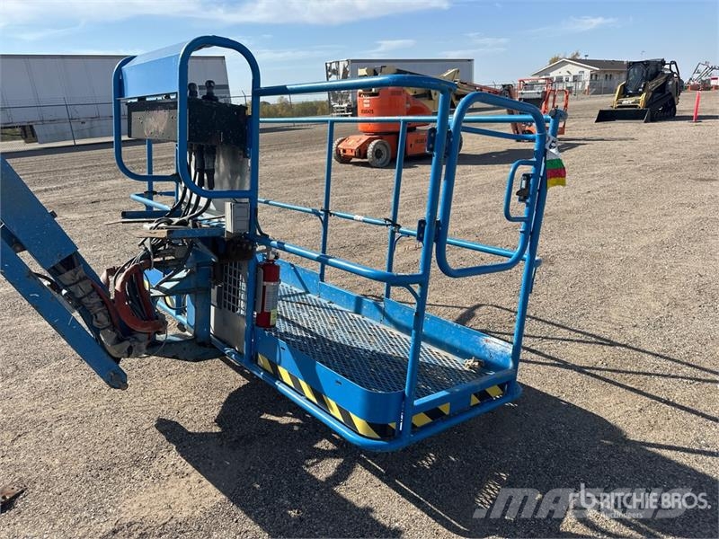 Genie Z-62/40J 4WD Diesel Articulating Boom Lift Articulated boom lifts
