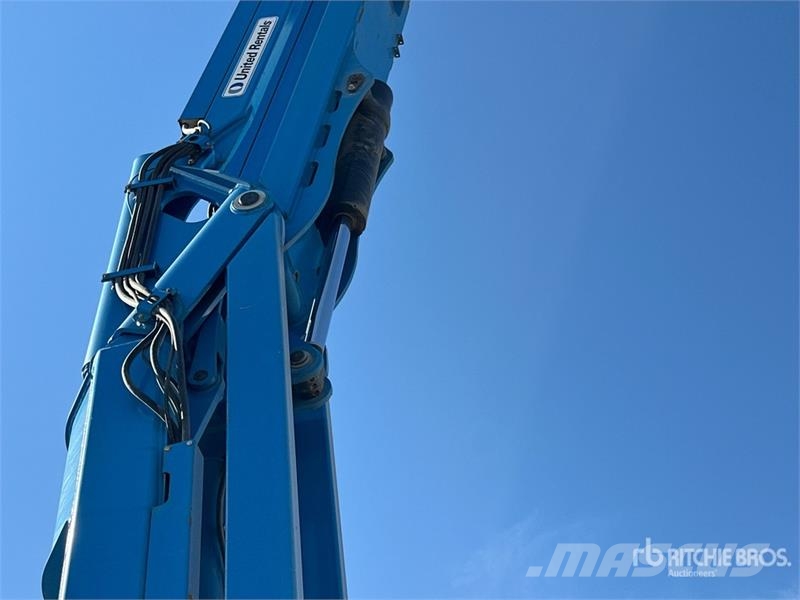 Genie Z-62/40J 4WD Diesel Articulating Boom Lift Articulated boom lifts