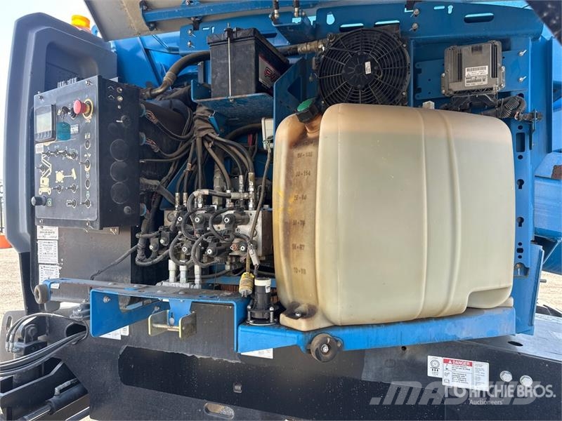 Genie Z-62/40J 4WD Diesel Articulating Boom Lift Articulated boom lifts
