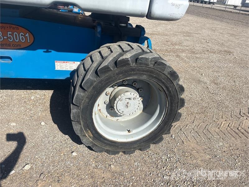 Genie Z-80/60 4WD Diesel Articulating Boom Lift Articulated boom lifts