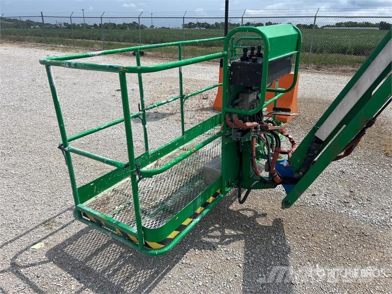 Genie Z-80/60 4WD Diesel Articulating Boom Lift Piattaforme a braccio articolato