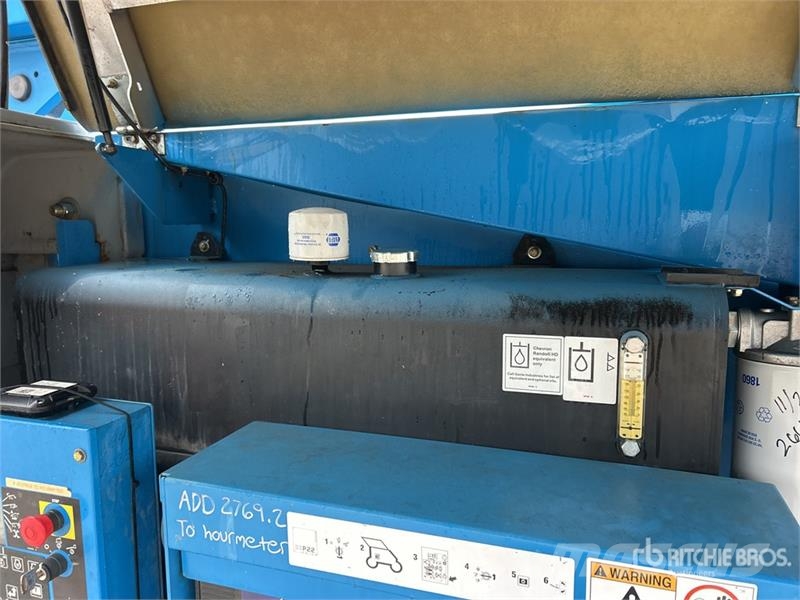 Genie Z135 4WD Diesel Articulating Boom Lift Zglobne dvižne ploščadi