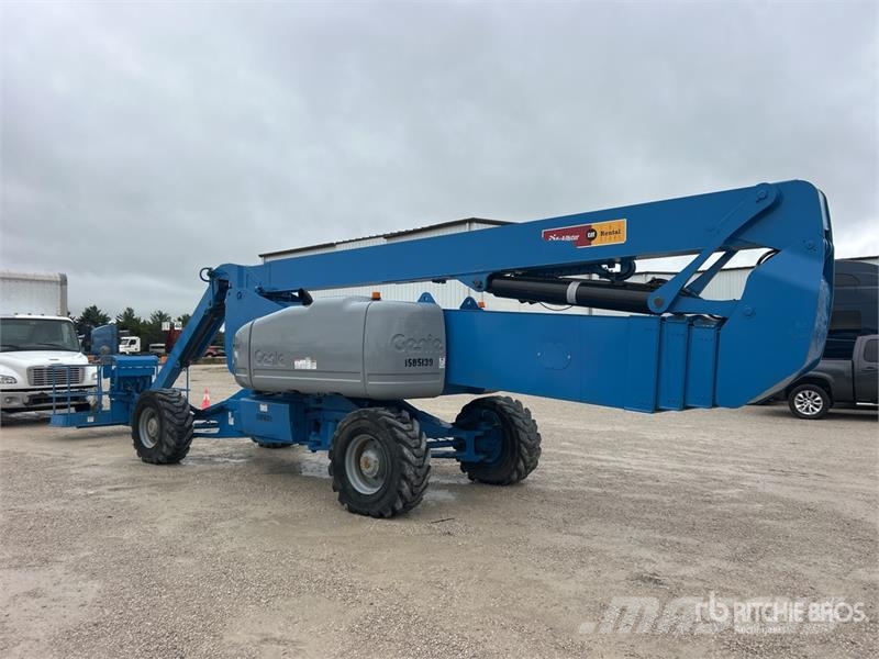 Genie Z135 4WD Diesel Articulating Boom Lift Zglobne dvižne ploščadi