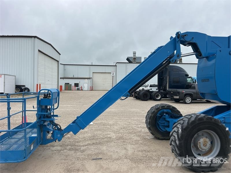 Genie Z135 4WD Diesel Articulating Boom Lift Zglobne dvižne ploščadi