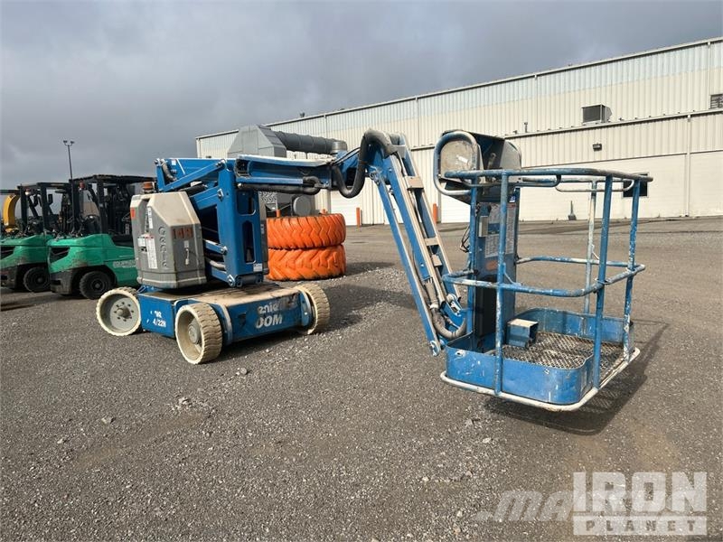 Genie Z34/22N 2WD Electric Articulating Boom Lift Zglobne dvižne ploščadi