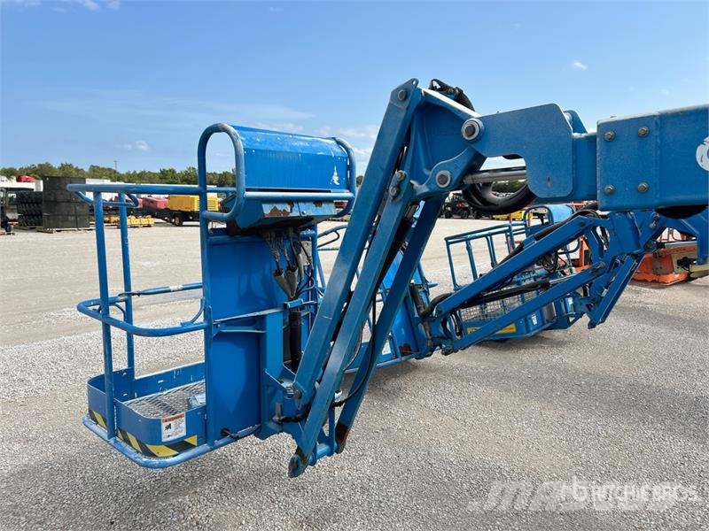 Genie Z34/22N 2WD Electric Articulating Boom Lift Zglobne dvižne ploščadi