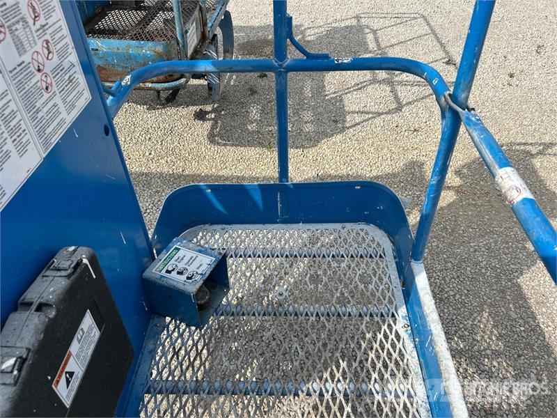 Genie Z34/22N 2WD Electric Articulating Boom Lift Zglobne dvižne ploščadi