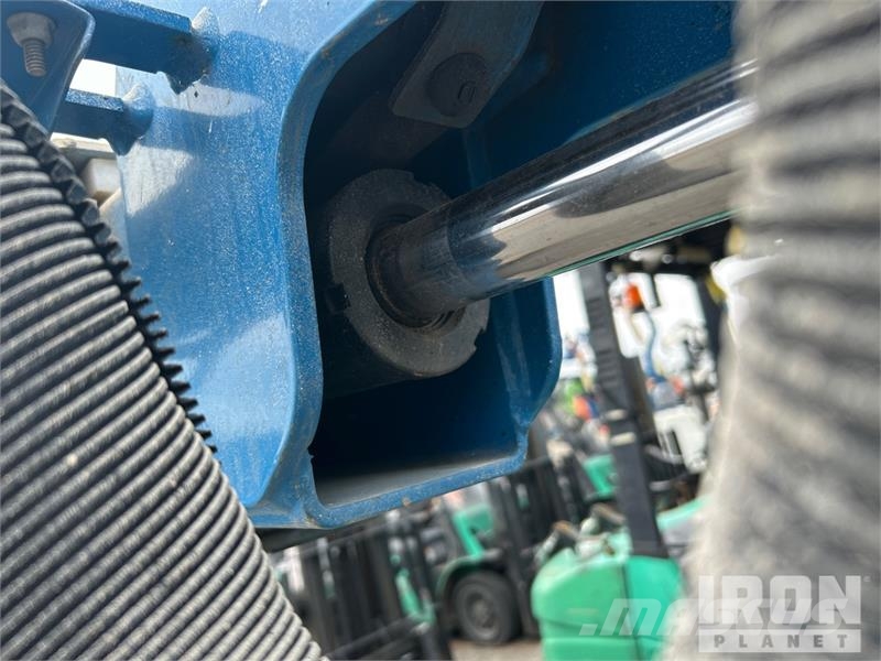 Genie Z34/22N 2WD Electric Articulating Boom Lift Zglobne dvižne ploščadi