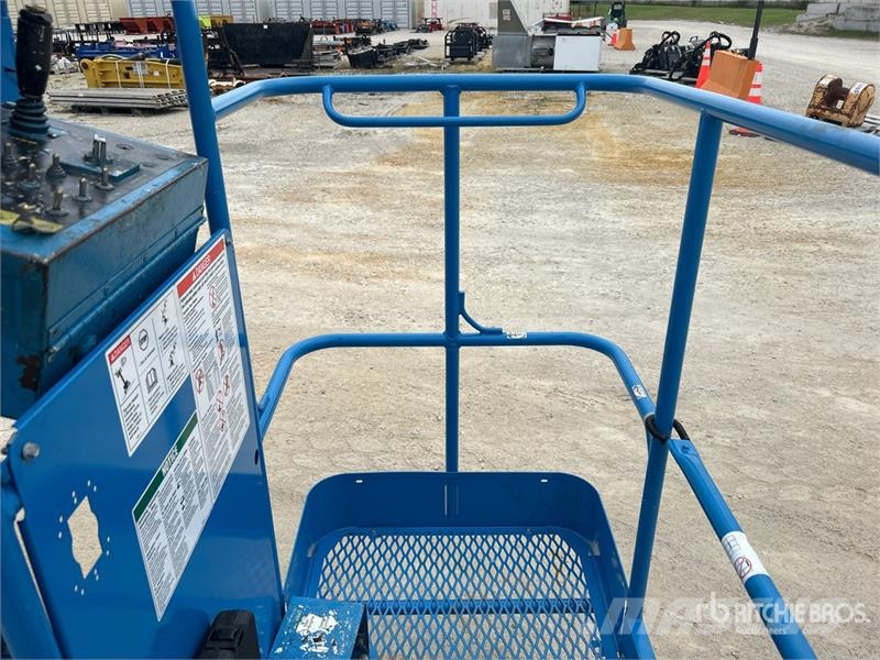 Genie Z34/22N 2WD Electric Articulating Boom Lift ブームリフト 屈伸型