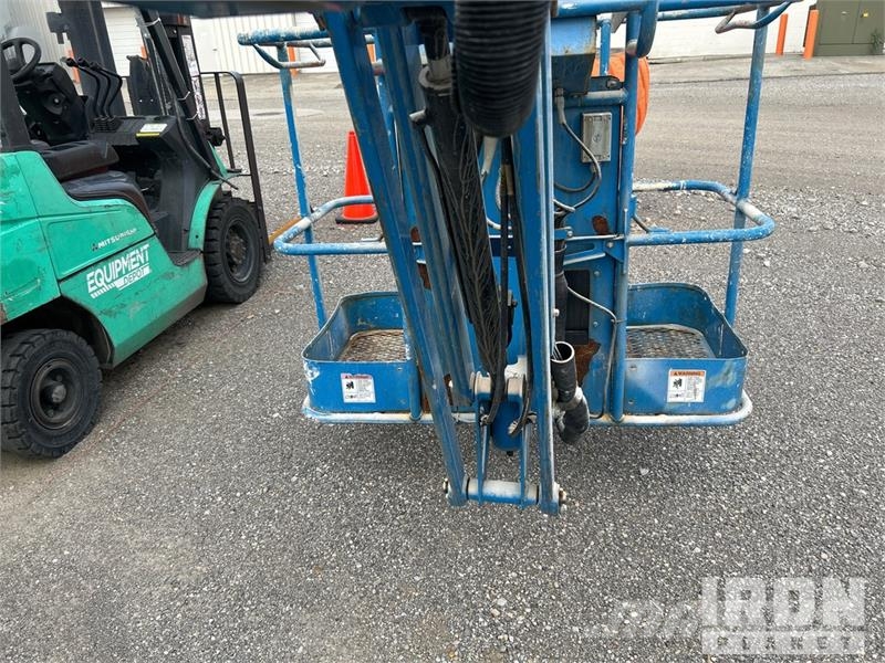 Genie Z34/22N 2WD Electric Articulating Boom Lift Zglobne dvižne ploščadi