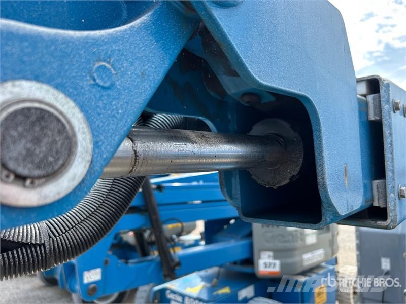 Genie Z34/22N 2WD Electric Articulating Boom Lift Zglobne dvižne ploščadi