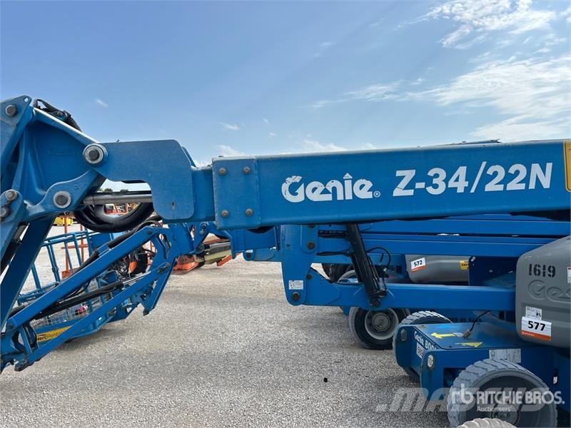 Genie Z34/22N 2WD Electric Articulating Boom Lift Zglobne dvižne ploščadi