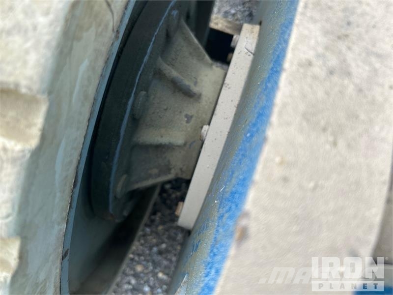 Genie Z34/22N 2WD Electric Articulating Boom Lift Zglobne dvižne ploščadi