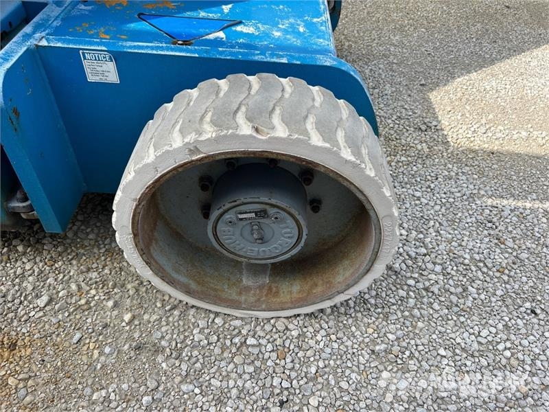 Genie Z34/22N 2WD Electric Articulating Boom Lift Zglobne dvižne ploščadi