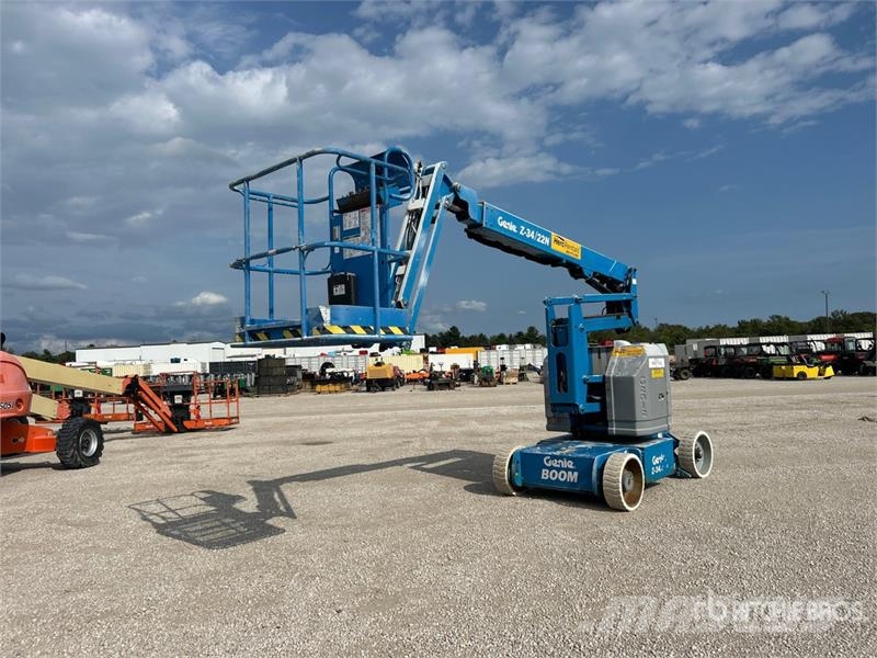 Genie Z34/22N 2WD Electric Articulating Boom Lift Zglobne dvižne ploščadi